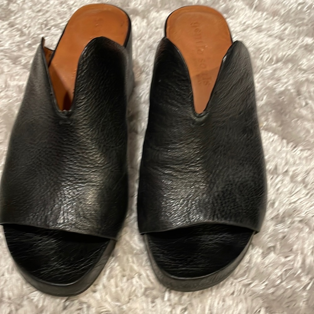 Gentle souls by Kenneth Cole